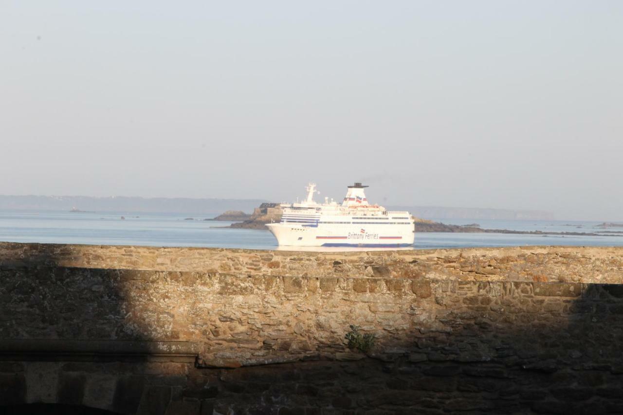 Le Petit Be Apartment Saint-Malo Bagian luar foto